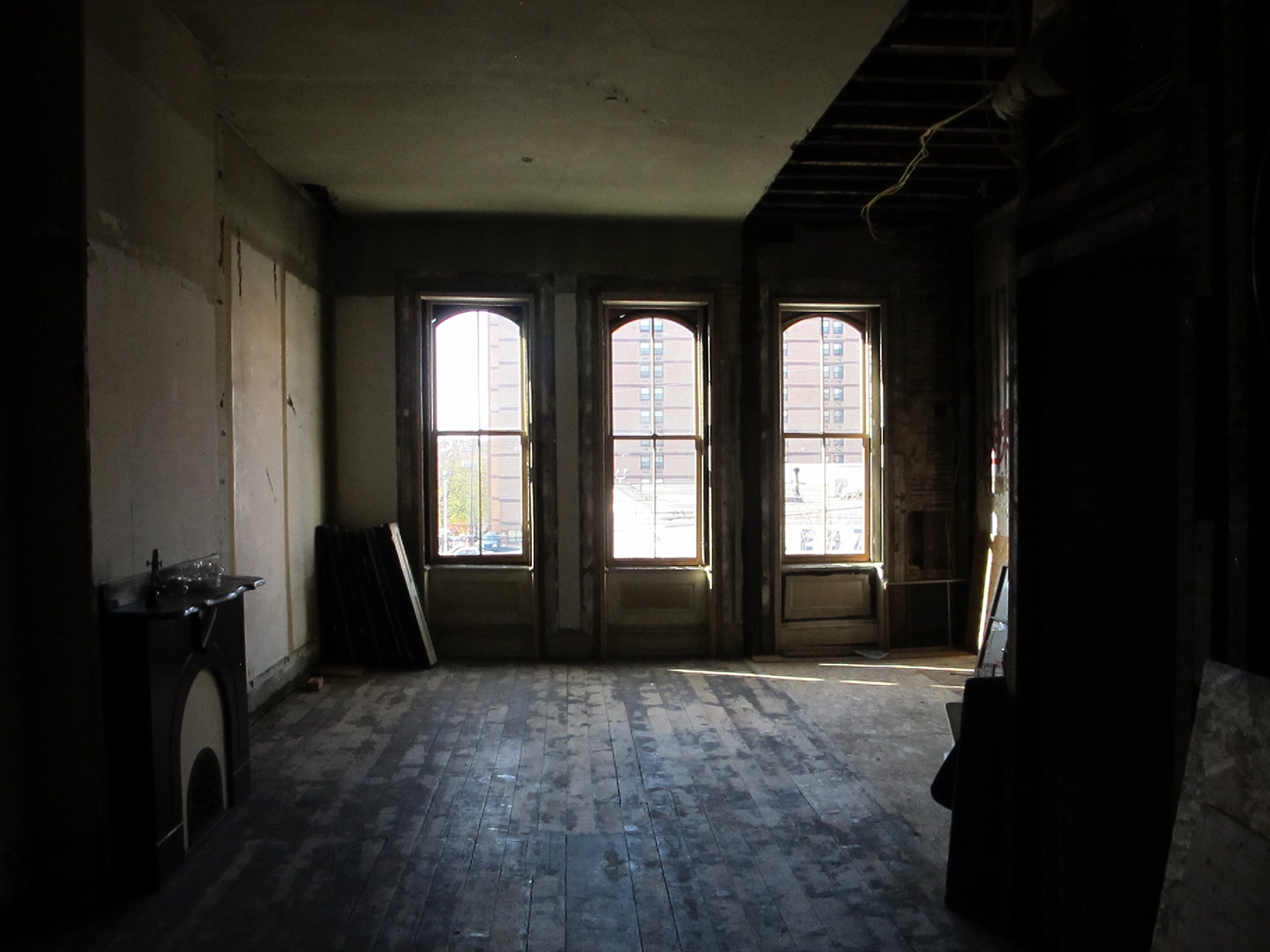 The front room before renovation